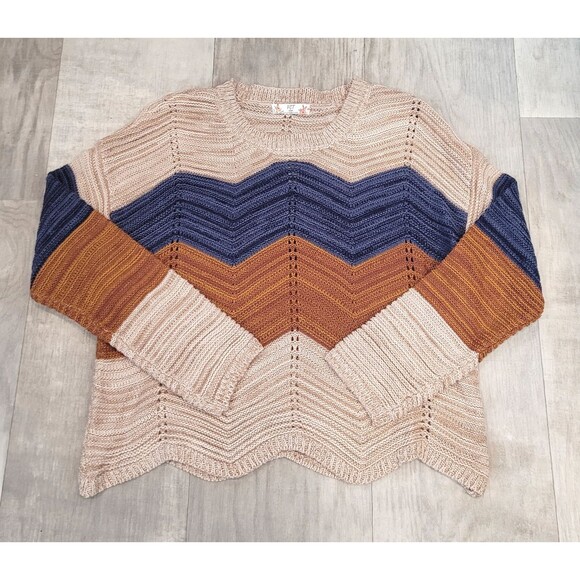 Jolie & Joy by FCT With Love Sweaters - FCT With Love Chevron Crochet Cropped Knit Sweater Women's XL Boxy Beige Blue